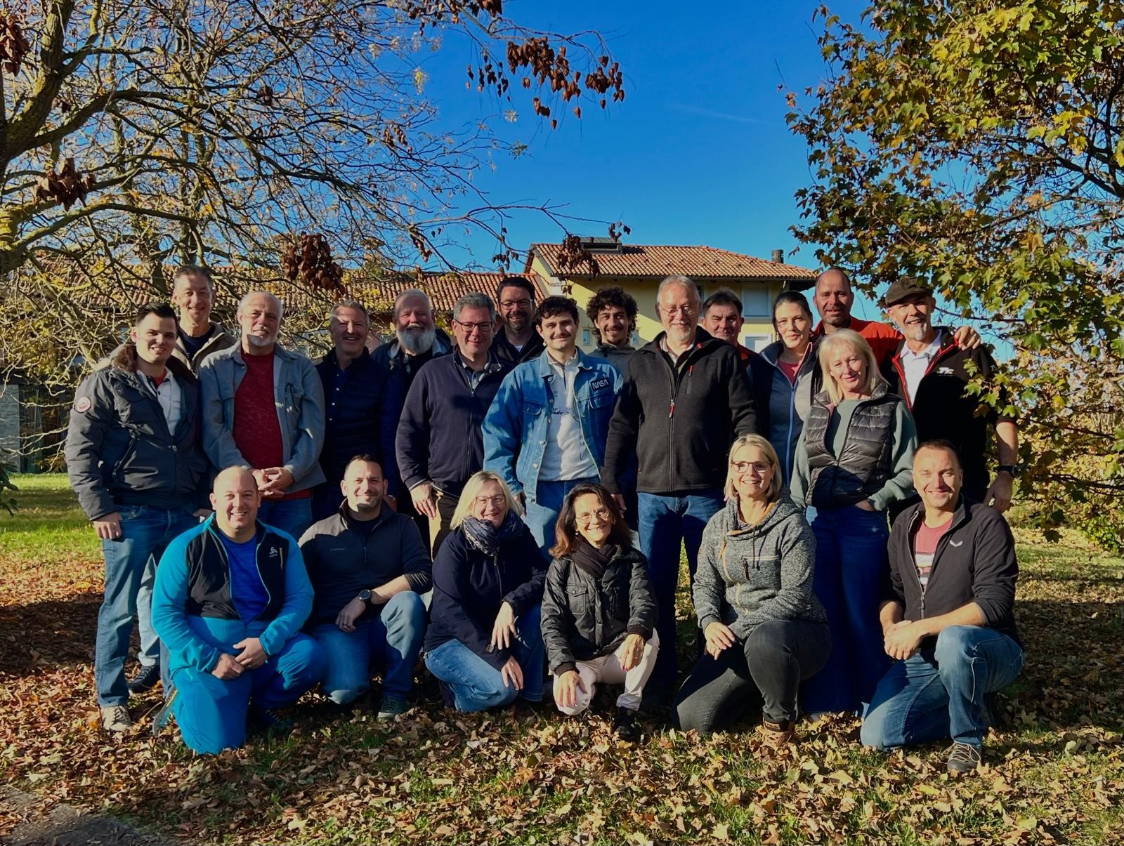 75 Jahre Fahrschule Stadelmann – 10 Jahre unter Lukas Duss und Yolanda Mabres Duss 75 Jahre Fahrschule Stadelmann – 10 Jahre unter Lukas Duss und Yolanda Mabres Duss